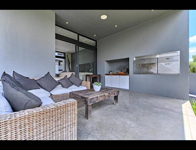 3 BEDROOM HOUSE FOR SALE IN EYE OF AFRICA